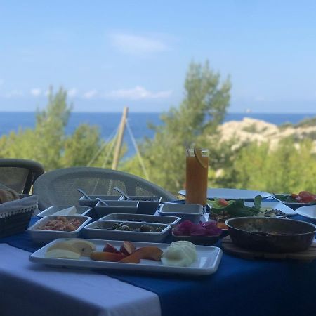 Rocas Roja Beach Hotel Faralya Zewnętrze zdjęcie