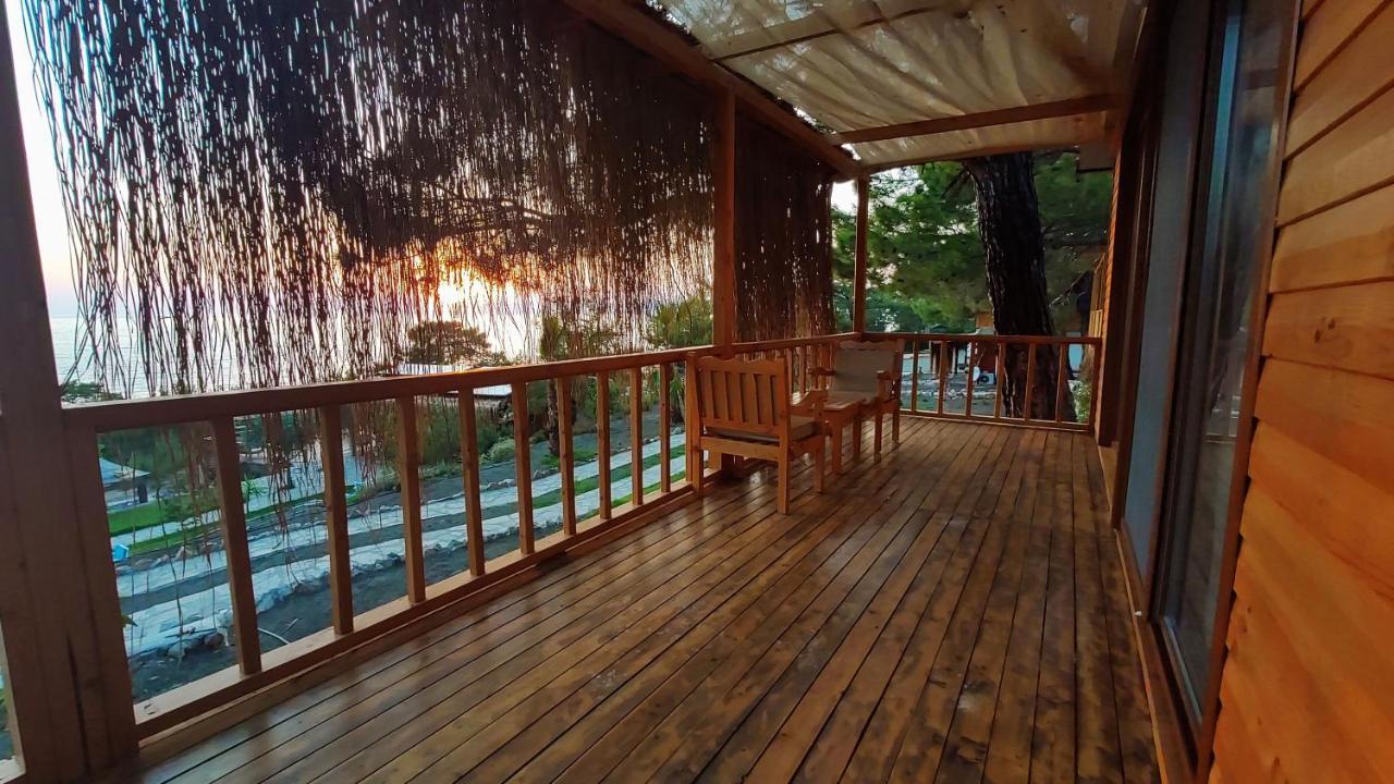 Rocas Roja Beach Hotel Faralya Zewnętrze zdjęcie